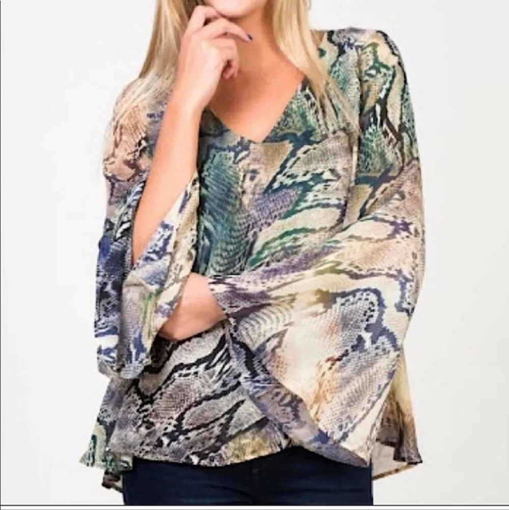 Show Me Your Mumu Lizzie tunic top sz small snake print WT301